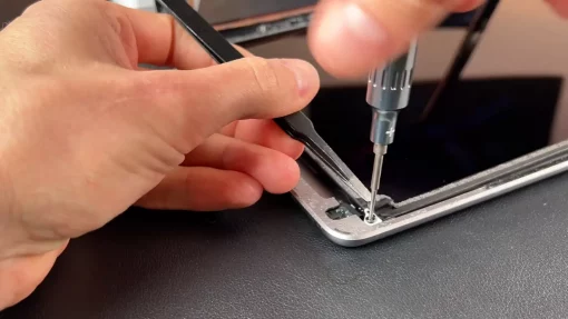 apple-ipad-8-akku-tausch-lcd-lösen